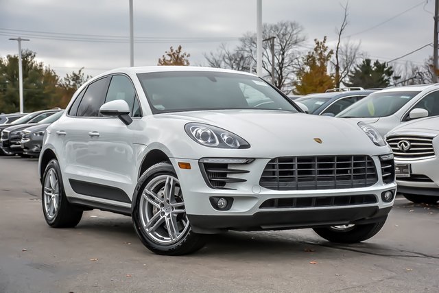 Pre Owned 2016 Porsche Macan S 4d Sport Utility In Clarendon Hills Pre Owned 2016 Porsche Macan S 4d Sport Utility In Clarendon Hills P2749 Infiniti Of